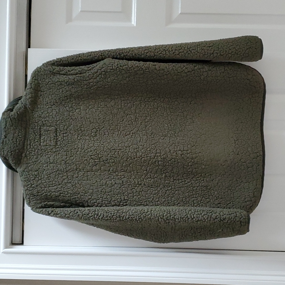 Abercrombie and Fitch, Ladies fleece - Picture 4 of 4